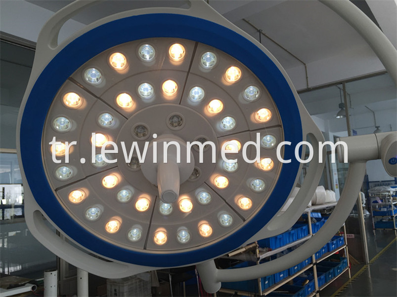 Shadowless surgical led lamp